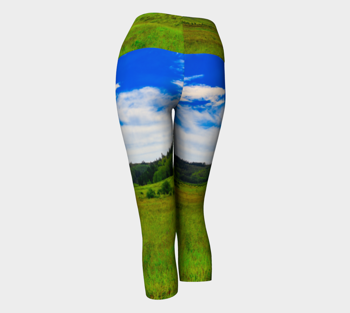 Women's Yoga Capris - Big Hill Springs Park Entrance